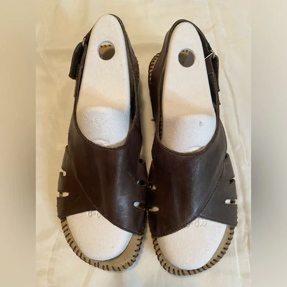 Naturalizer Leather Women’s Sandals Sz 8W - Picture 4 of 9